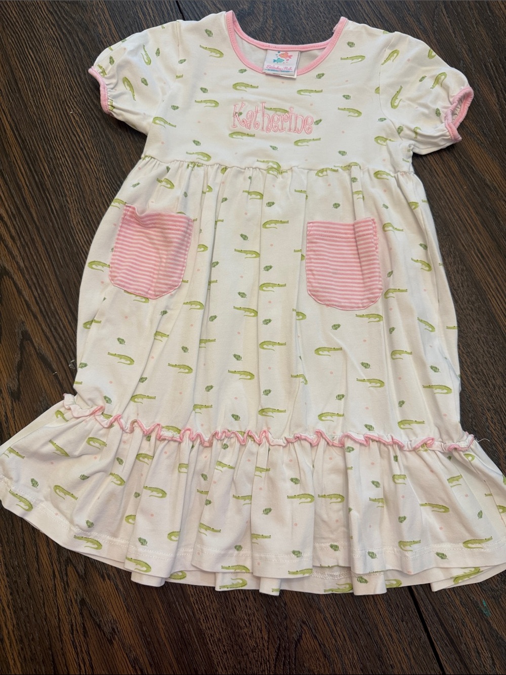 Stitchy Fish Katherine Pink-Trimmed Cotton Dress with Green Alligator Print